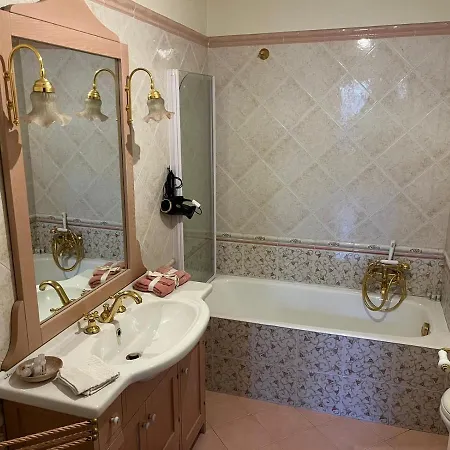 Loft Tanzi باري