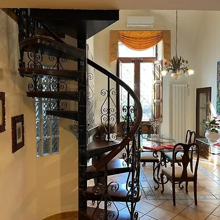 Loft Tanzi Μπάρι